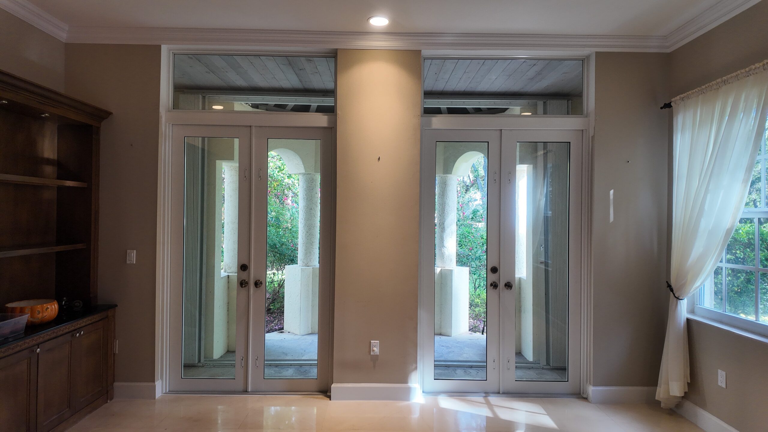 Completed impact window installation in Pinecrest by Bigfoot Windows & Roofing