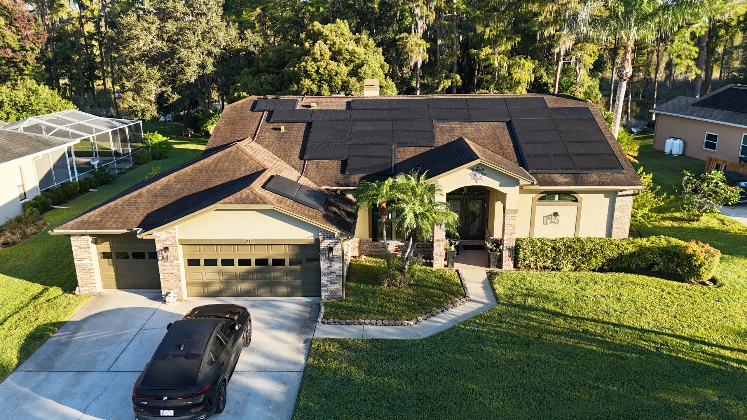 Completed impact window project in Tampa by Bigfoot Windows & Roofing